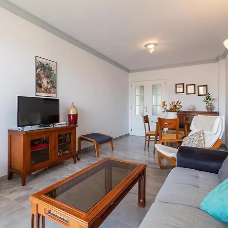 Lovely Sunny Secure Apartment *